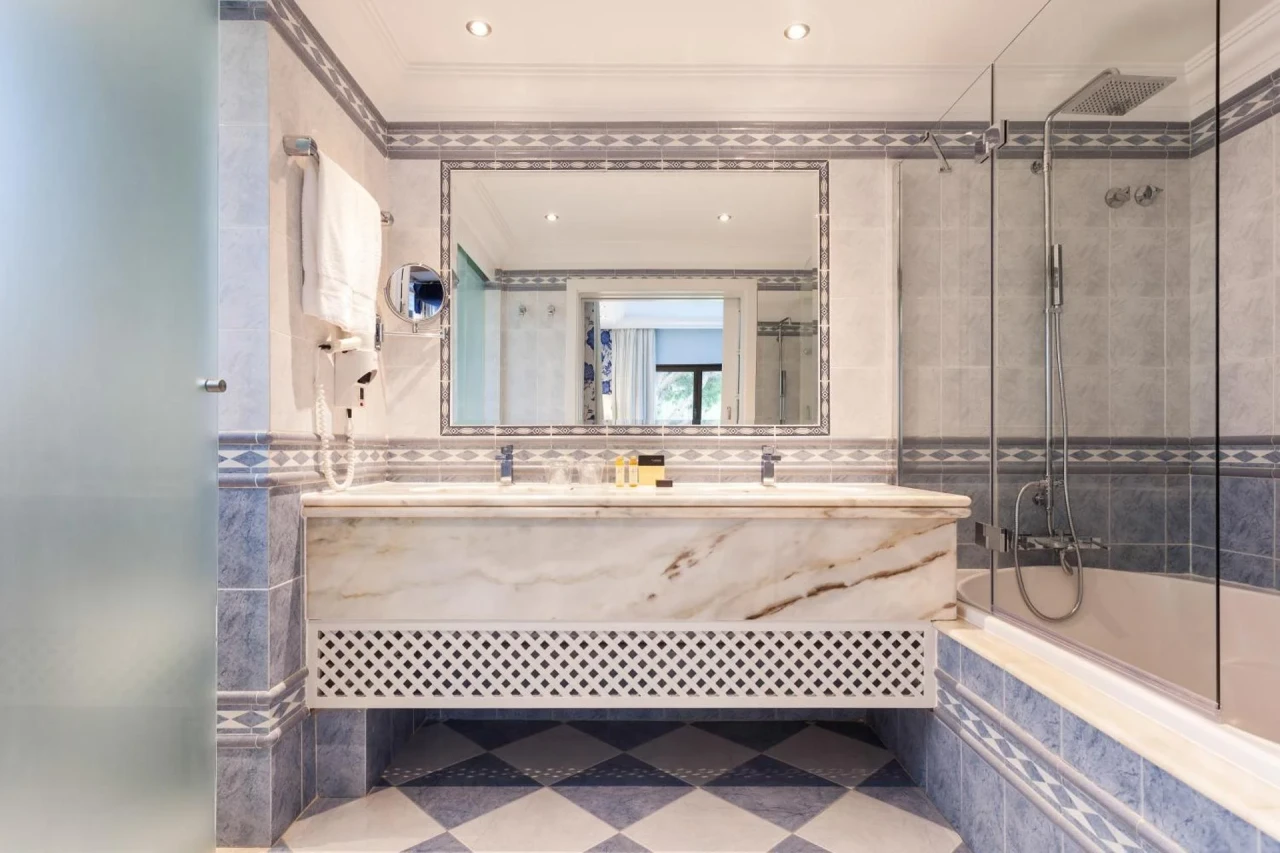 Pine Cliffs Village & Golf Suites
